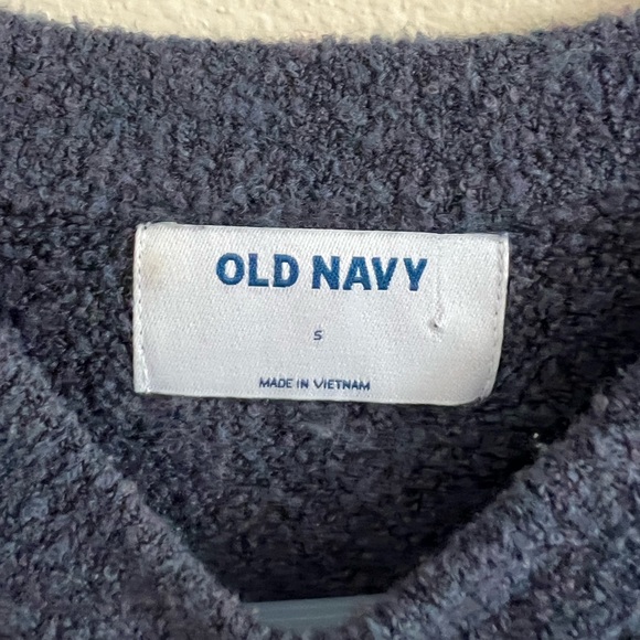 Women’s Sweater - Picture 3 of 3